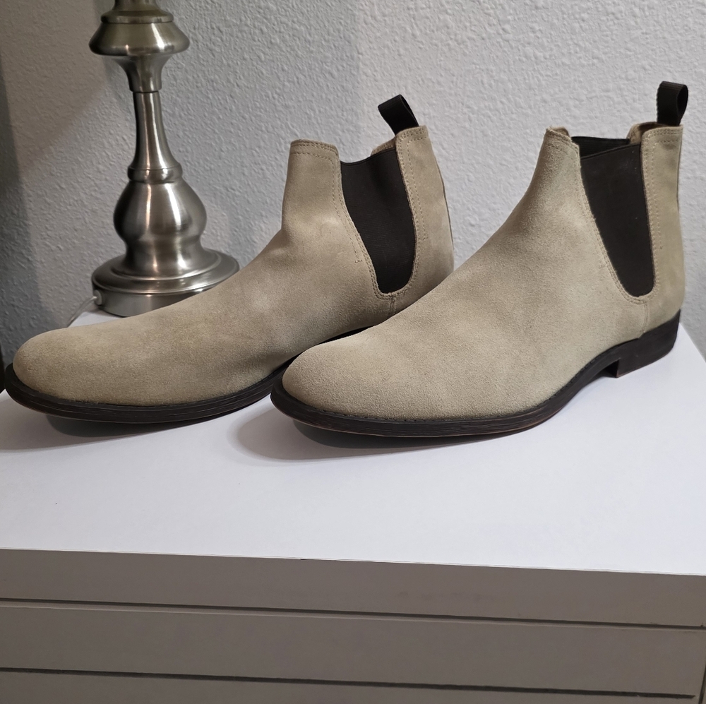 Aldo Men's Cream Chelsea Boots